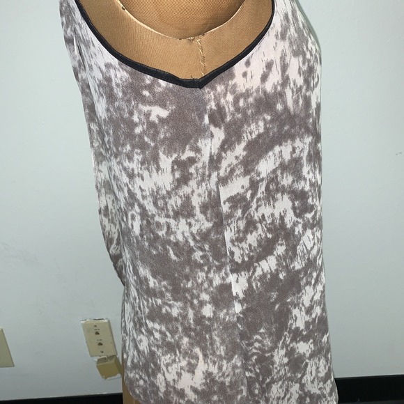 Oh My Julian Tank Top Womens Size S Sleeveless Button Down Black Gray Sheer NWT - Picture 3 of 11